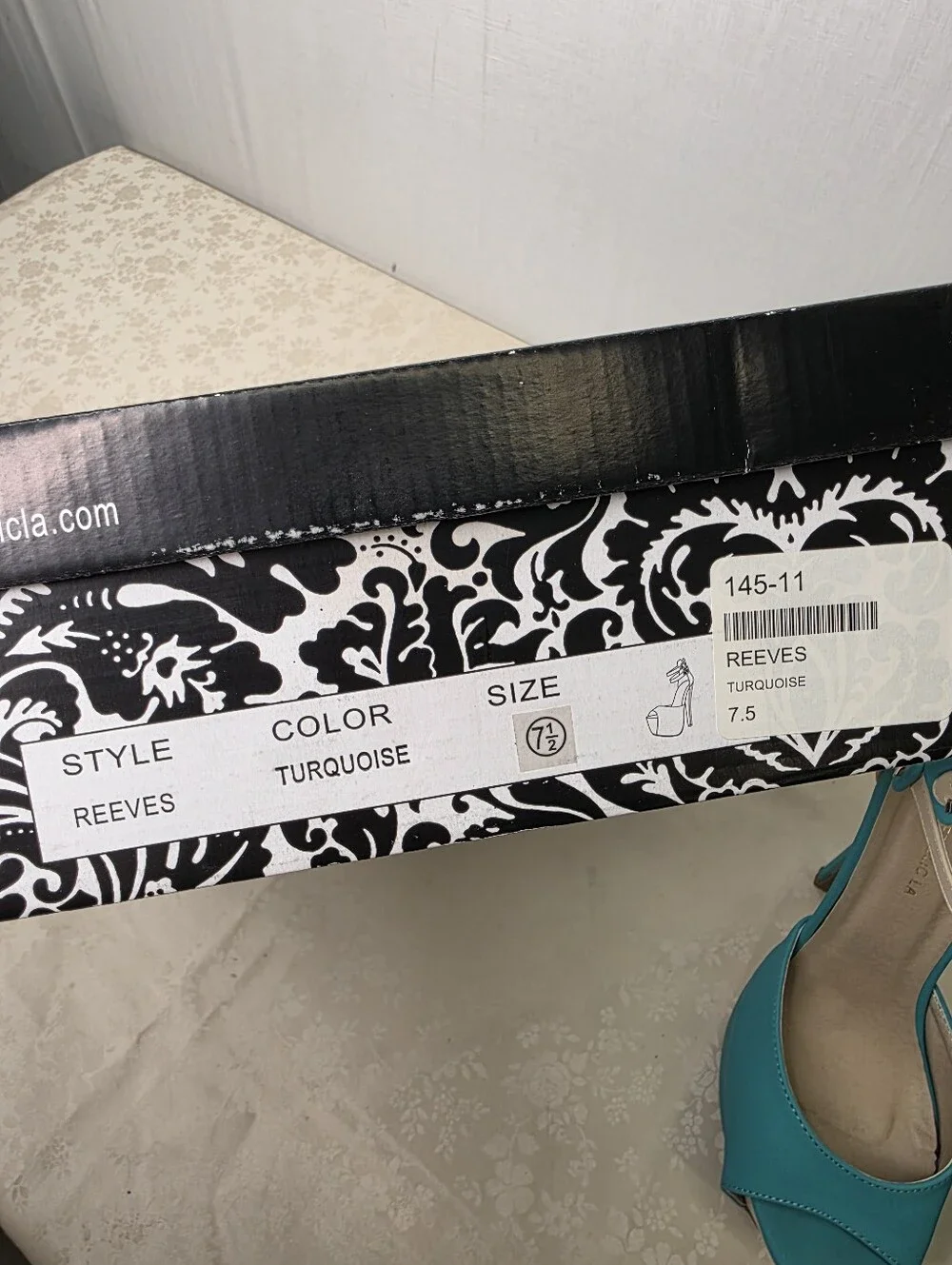 Shoe Republic LA Reeves Turquoise Platform Sandals Heels Size 7.5